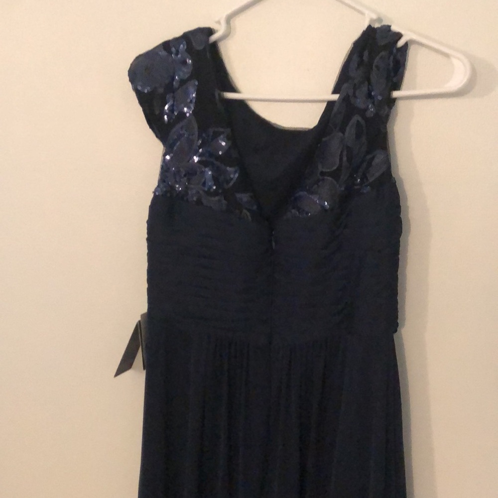 Adrianna Papell NWT navy long dress w/sleeves - Picture 5 of 8